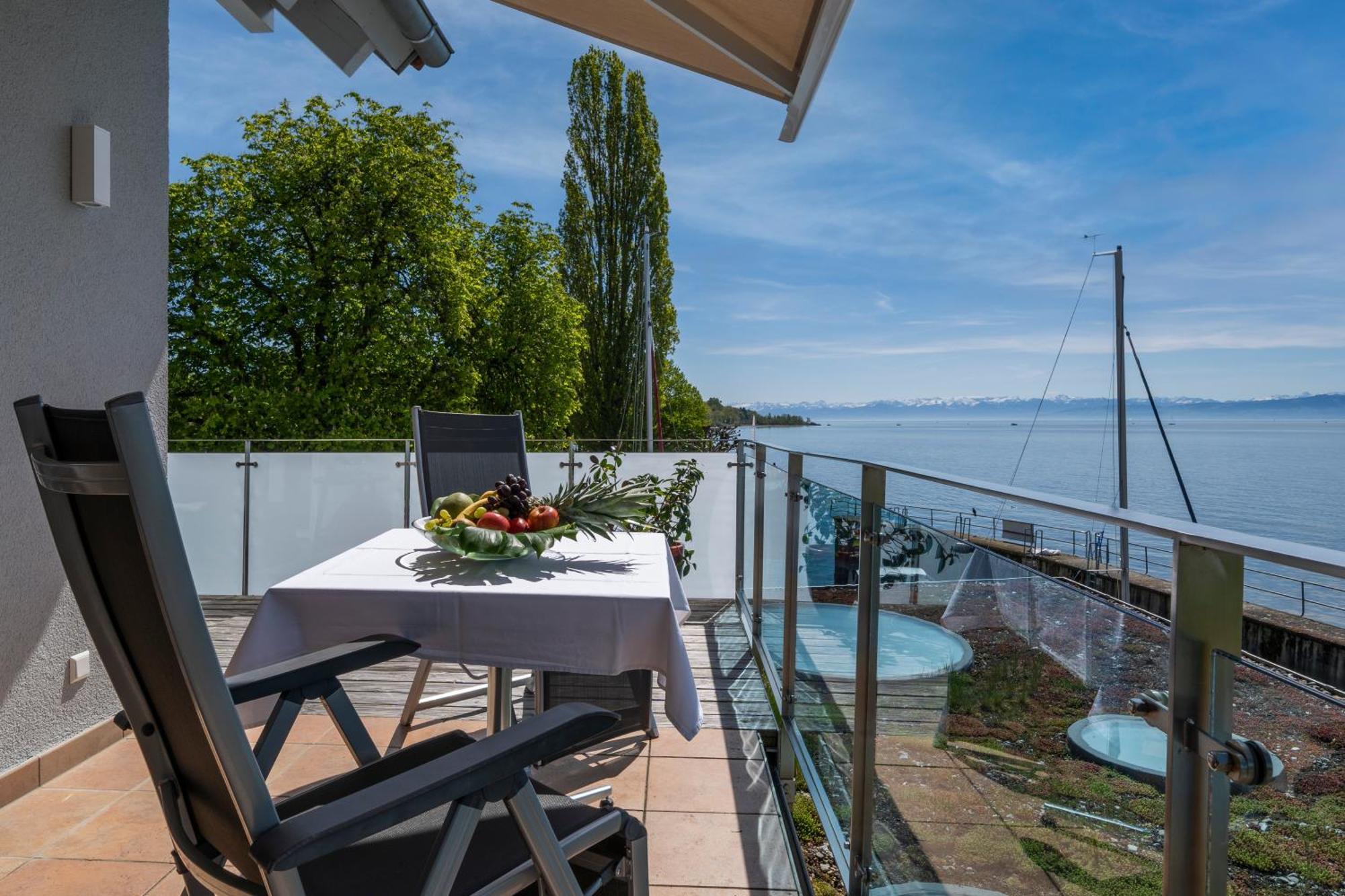 Boutiquehotel Zur Winzerstube - Adults Only Hagnau Exterior photo