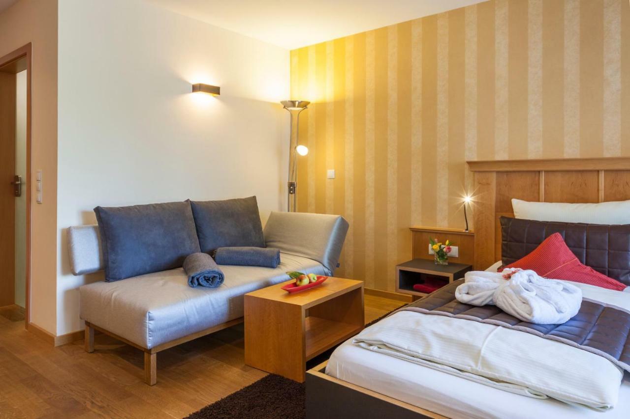 Boutiquehotel Zur Winzerstube - Adults Only Hagnau Exterior photo